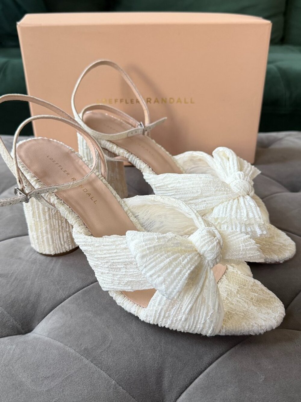 Loeffler Randall Camellia White Lace Bow Bridal Heels Size 11